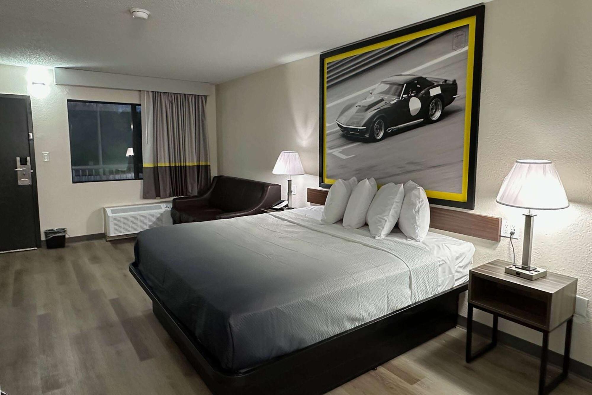 Super 8 By Wyndham Kannapolis Exteriér fotografie