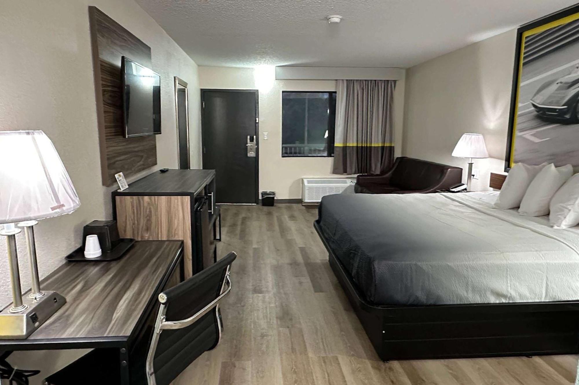 Super 8 By Wyndham Kannapolis Exteriér fotografie
